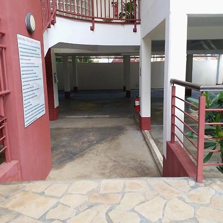 Beachfront Apartment Flic en Flac Bagian luar foto
